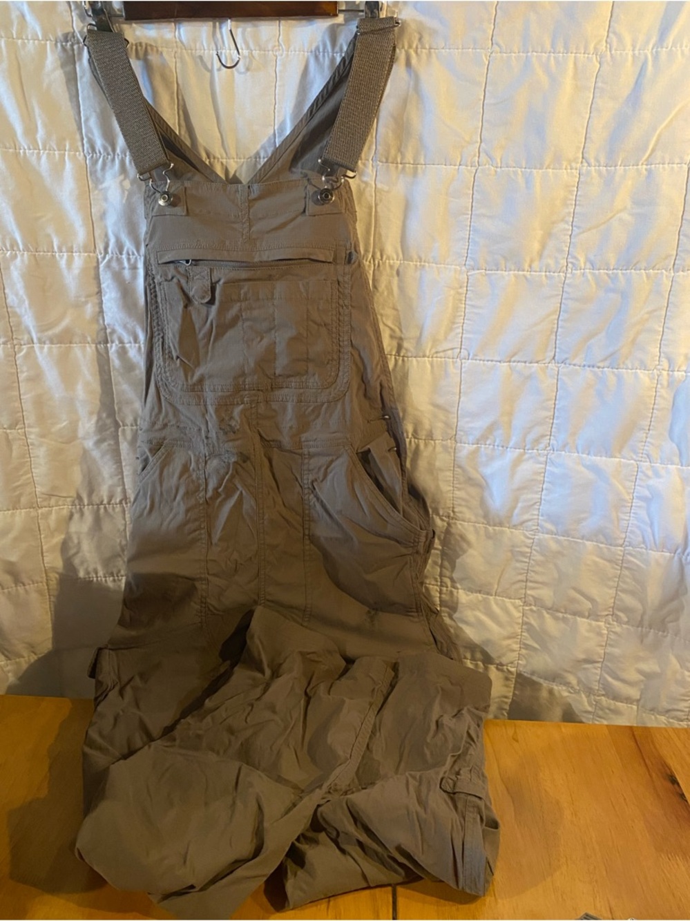 Duluth Trading Co Olive Green Gardening Bib Overalls